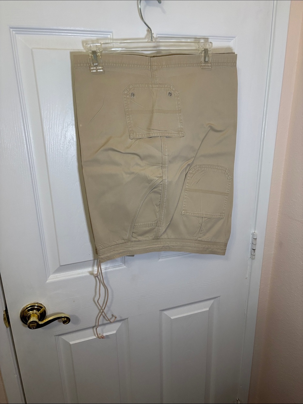 Avenue Khaki Drawstring Casual shorts starched